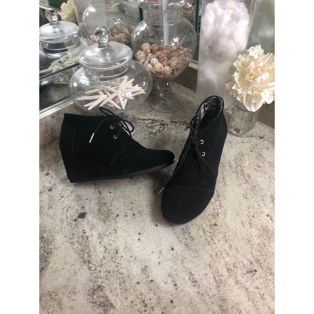 TOMS Desert Women's Black Wedge Ankle Boots Bootie 7.5 M